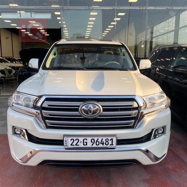 Toyota for sale in Iraq